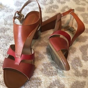 Gorgeous tri-color Pikolinos sandals
